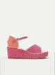 ALPARGATAS DE CUÑA FUCSIA Y CORAL CON HEBILLA