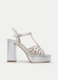 Sandalias plateadas elegantes con plataforma