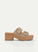 SANDALIA BEIGE DE PIEL CON TACÓN ANCHO Y HEBILLAS DORADAS